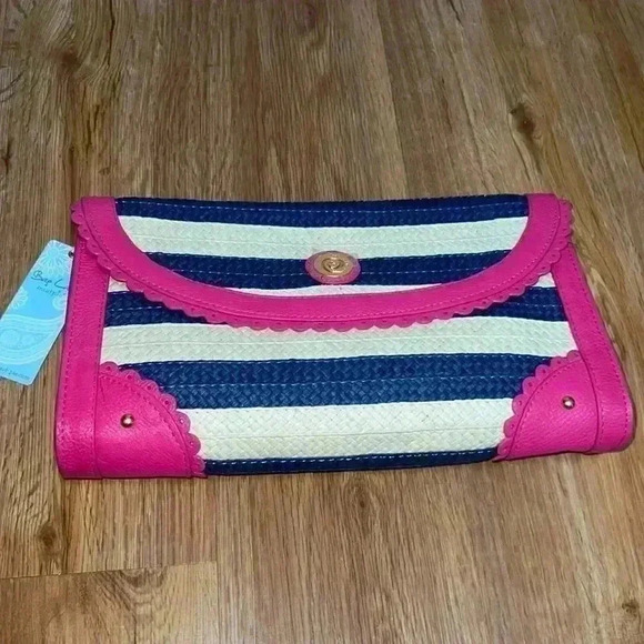 Mud Pie Stripe Straw Scalloped Clutch - Picture 2 of 7